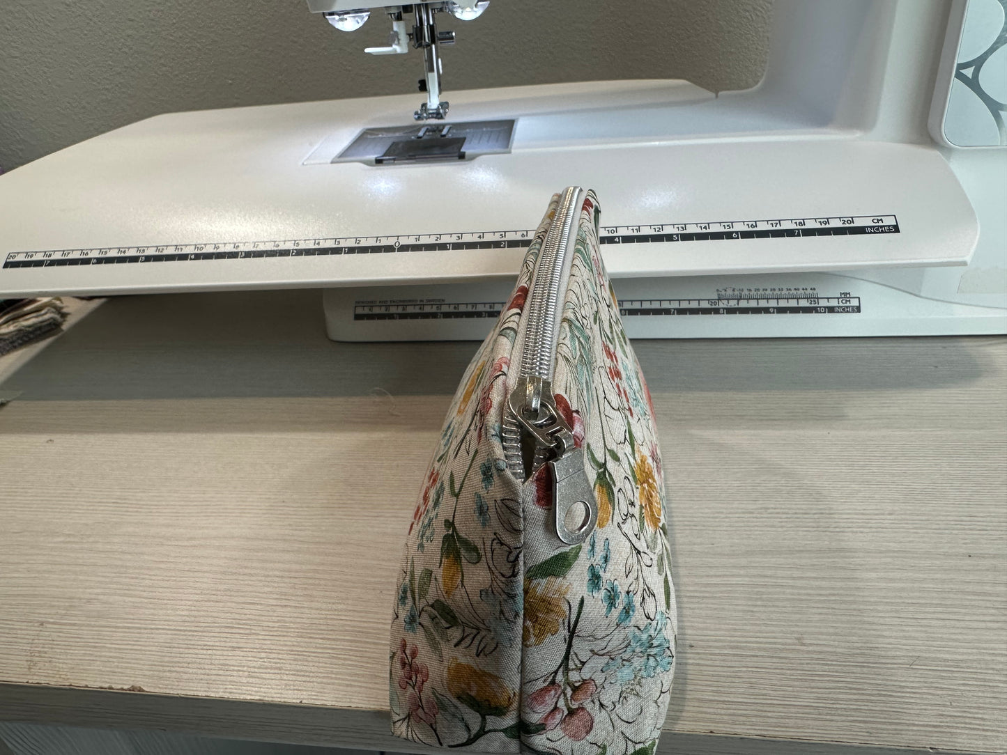 Sophisticated pouch in “Wedding Fabric”